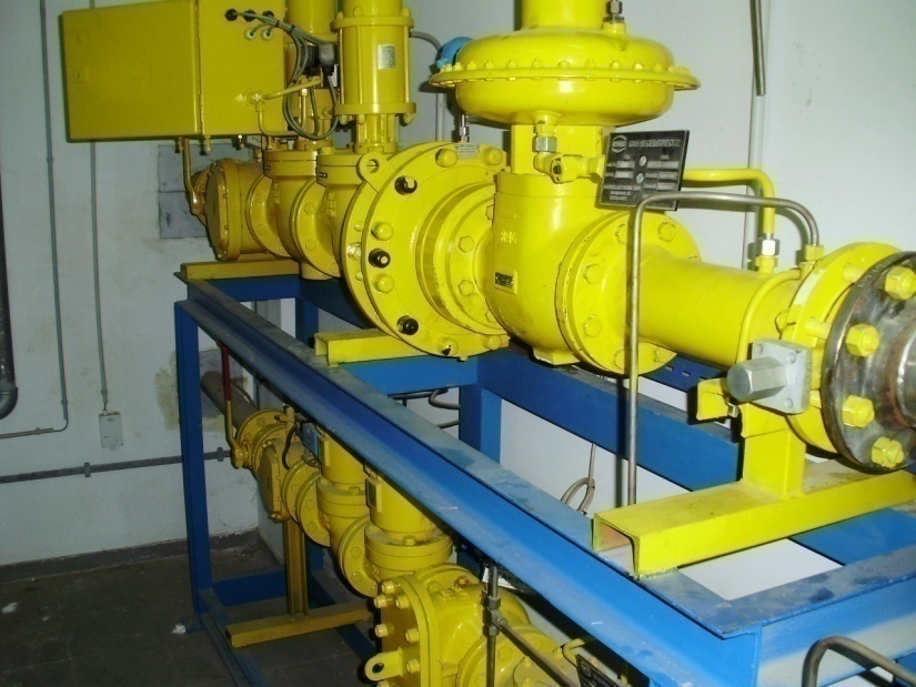 Ο ΣΠΗΕ συνολικής ισχύος 2,6MW είναι εγκατεστημένος στο ισόγειο του ξεχωριστού κτιρίου ενέργειας δίπλα από την αφυδάτωση και αποτελείται από δύο εγκατεστημένες