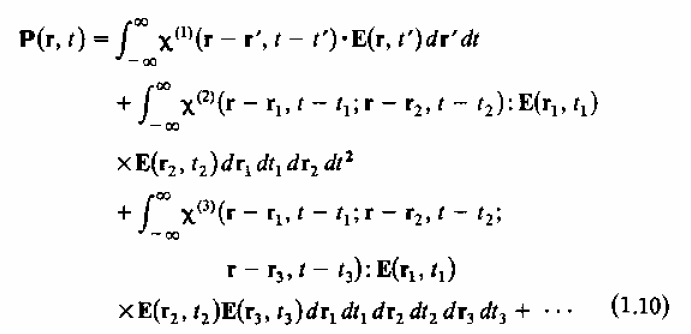 Στη περίπτωση της µη γραµµικότητας, που το Ε είναι επαρκώς αδύναµο, η πόλωση Ρ ως συνάρτηση του Ε µπορεί να αναπτυχτεί σε µια σειρά δυνάµεων του Ε: