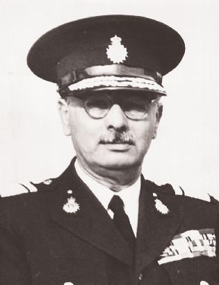 O αρχηγός της Aστυνομίας Aγγελος Eβερτ. Για λίγες μέρες κρατούσε την πολιτική εξουσία στην Πρωτεύουσα.