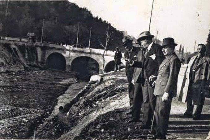 .. αν είχε μιλιά η Πεντέλη κι όλη η Αττική κι έχει, αλλά δεν την ακούμε θα λεγε: Δείλαιοι και αμαθείς και βάρβαροι, τι κάνετε, τι αφανίζετε; Δεν ξέρετε ότι είμαι η μητέρα και η τροφός, το λίκνο, η