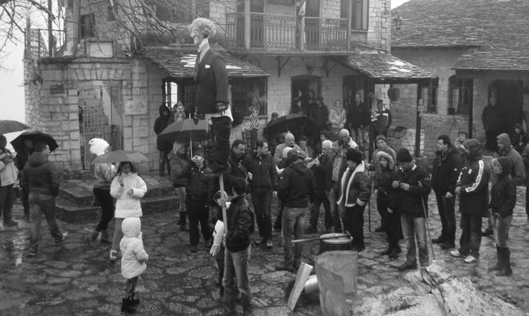 ΝΥΡΣ-ΦΕΒΡΥΡΣ-ΜΡΣ 2013 12 πόκριες στους αλαρρύτες Μια ξεχωριστή εμπειρία έζησαν οι αλαρρυτινοί, αλλά και οι επισκέπτες που πέρασαν το τριήμερο της αποκριάς στους αλαρρύτες.