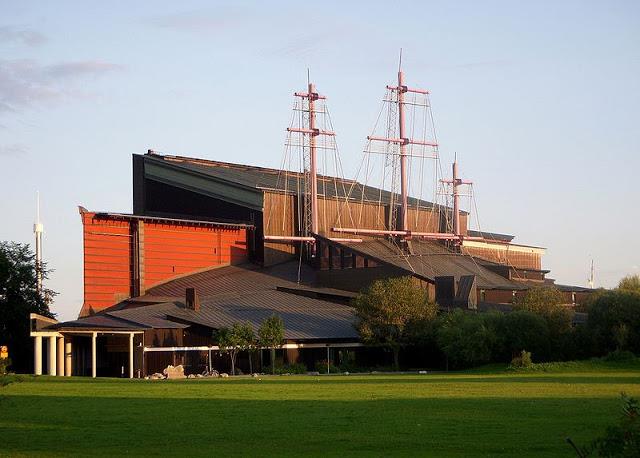 ΣΟΥΗΔΙΑ-The Vasa Museum Το πλοίο με το όνομα Bάσα είναι το μόνο πλοίο του 17ου αιώνα που διατηρείται ως τις μέρες μας.