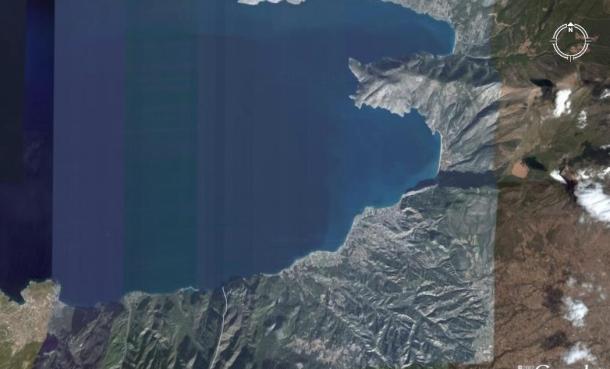 ΠΑΡΑΚΤΙΑΣ ΖΩΝΗΣ ΜΕΤΑΞΥ ΣΧΙΝΟΥ ΚΑΙ ΨΑΘΑΣ (ΑΝΑΤΟΛΙΚΟΣ ΚΟΡΙΝΘΙΑΚΟΣ ΚΟΛΠΟΣ) στα πλαίσια