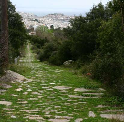 Η κατασκευή της φαίνεται ότι άρχισε το 146 π.χ. από τον ανθύπατο της Μακεδονίας Gnaeus Egnatius.
