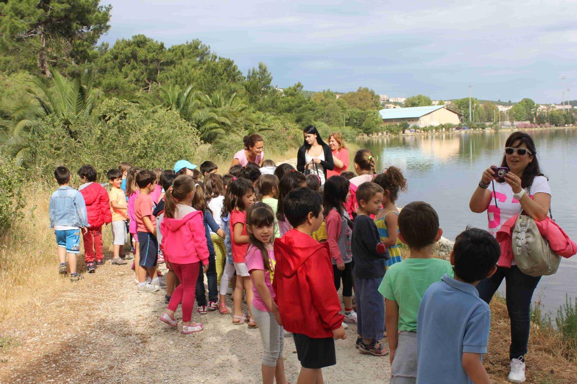 Ευχόμαστε σε μαθητές και εκπαιδευτικούς Καλό Καλοκαίρι και σας περιμένουμε και πάλι την νέα σχολική χρονιά με νέες δραστηριότητες. Η Πρόεδρος του Δ.Σ.