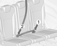 58 Καθίσματα, προσκέφαλα Αφαίρεση Ρυθμίστε το ύψος της ζώνης έτσι, ώστε να διέρχεται διαγώνια του ώμου σας. Δεν πρέπει να περνά από το λαιμό ή το βραχίονά σας. Μη ρυθμίζετε τη ζώνη ενώ οδηγείτε.