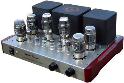 Τύποι Ενισχυτών Τύποι Ενισχυτών Δίοδος Κενού (Vacuum Valve) Τρανζίστορ (Transistor) Τελεστικός Ενισχυτής (Operational amplifier) Δίοδος Κενού (Vacuum Valve) Στην ηλεκτρονική, μια δίοδος κενού ή