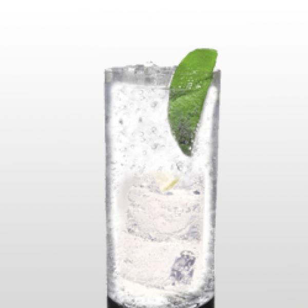 Ένα ουίσκι 45 ml αποδίδει 100 kcal Εάν επιλέξουμε να καταναλώσουμε ουίσκι να προτιμήσουμε το σκέτο με πάγο ή με νερό.
