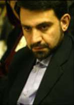 Arif Abdul Hussain Ο Shaykh Άριφ σπούδασε στο Μαντράσα Seyed Al- Khoei, του Λονδίνου όπου αποφοίτησε το 1988 με άριστα.
