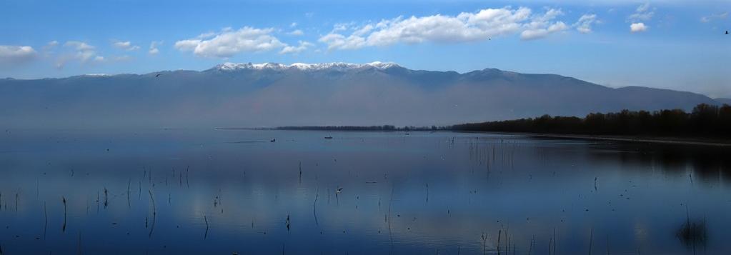 Λίμνη Κερκίνη (1) Βρίσκεται στo ΒΔ τμήμα τoυ voμoύ Σερρώv. Κύριος τροφοδότης της είναι ο ποταμός Στρυμόνας.