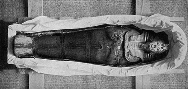 Στις πεποιθήσεις των Αιγυπτίων περί ψυχής περιλαμβανόταν η πίστη πως με την ταρίχευση και τη μουμιοποίηση διατηρείτο η ταυτότητα του ατόμου στην μεταθανάτια ζωή.