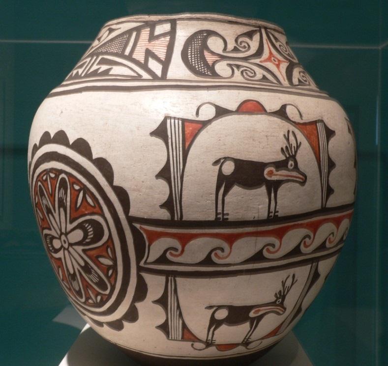 Κεραμική της Αμερικής 9) Κεραμική τέχνη από την Αμερική Τα παλαιότερα δείγματα κεραμικής στην αμερικανική ήπειρο προέρχονται από την Αμαζονία (5500