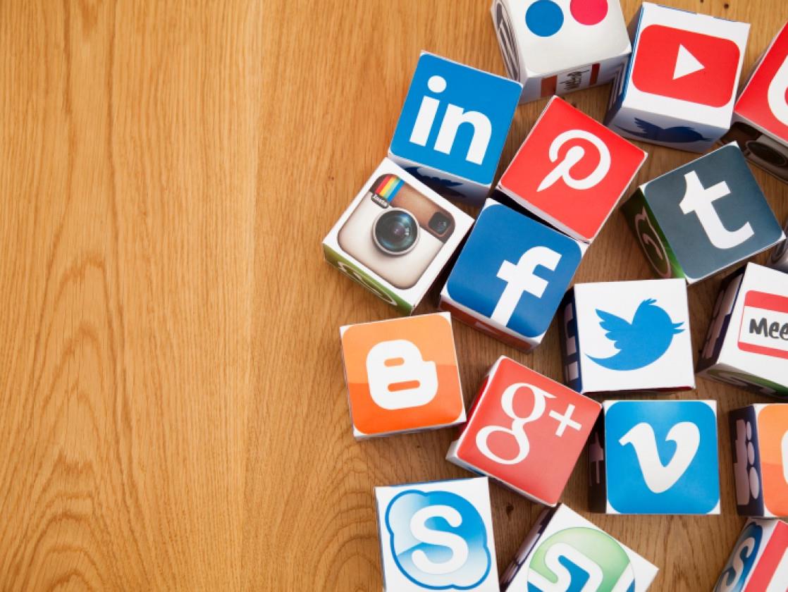 SOCIAL MEDIA a