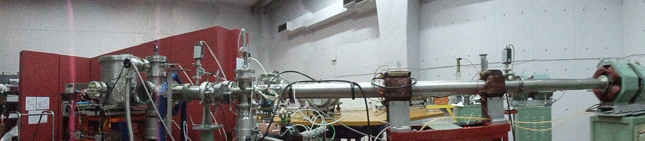 Σχήµα 2.3: Η δηµιουργία της πειραµατικής γραµµής L45 του APAPES. Σχήµα 2.4: Η πειραµατική γραµµή L45 του APAPES. 2.4 Το κελί του αερίου στόχου Το κελί του αέριου στόχου αποτελείται από δύο οµόκεντρους κυλίνδρους.