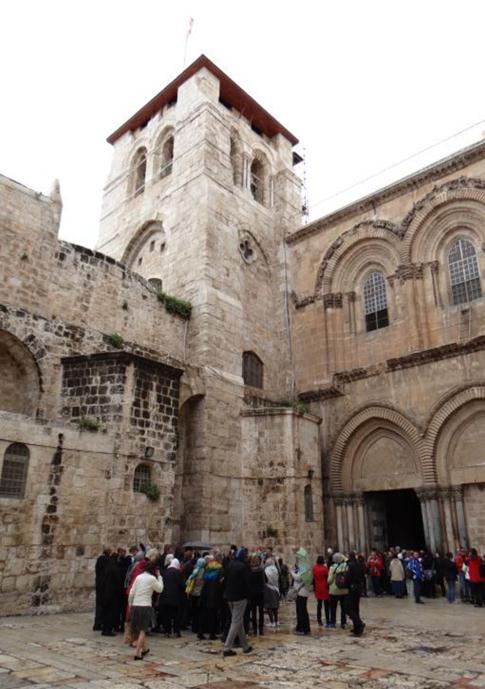THE CATHEDRAL CONNECTION CONSECRATION EDITION 11 The History of the Service of Consecration (L): Photo of the kouvouklion or aedicule that encloses the