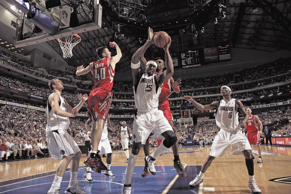 Οι ομάδες NBA πετυχαίνουν τρίποντο με την τεχνολογία πληροφοριών Πρόβλημα: Αυξημένες αμοιβές και έξοδα ταξιδιών, δυσκολία αύξησης εσόδων με τη βελτίωση