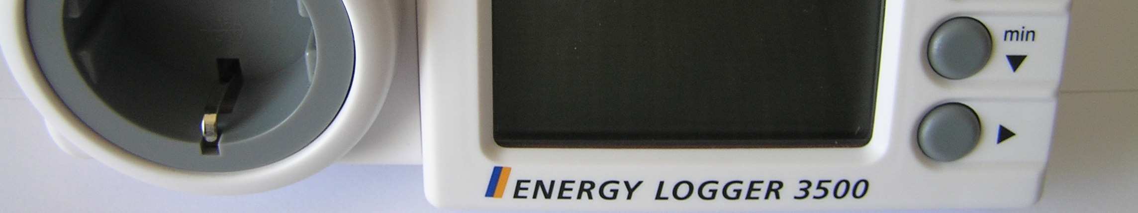 Experimenty s meračom spotreby energie Merací prístroj Energy Logger 3500 (EL 3500) zobrazuje na prehľadnom displeji všetky dostupné údaje pre daný spotrebič: napätie (V), prúd (A), frekvenciu siete