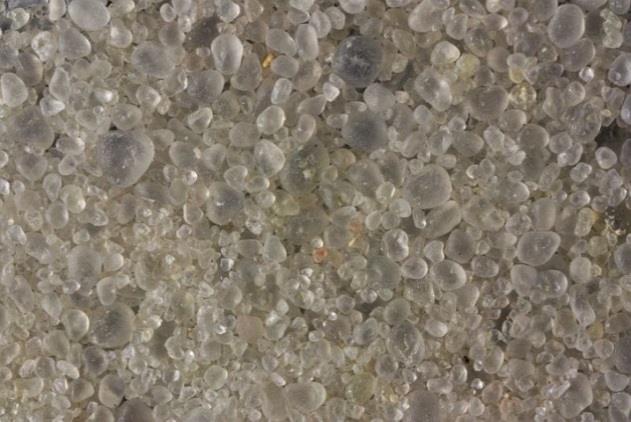 Τι είναι χαλαζιακή άμμος Η χαλαζιακή άμμος αποτελείται από κόκκους πυριτικής άμμου,