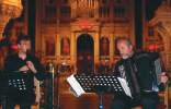 Το ακορντεόν σε όλα τα είδη µουσικής The Accordion played in all styles of music 4 Στο πέρασµα των χρόνων, το ακορντεόν έχει κατακτήσει τη θέση του στο παραδοσιακό, κλασσικό και σύχρονο µουσικό