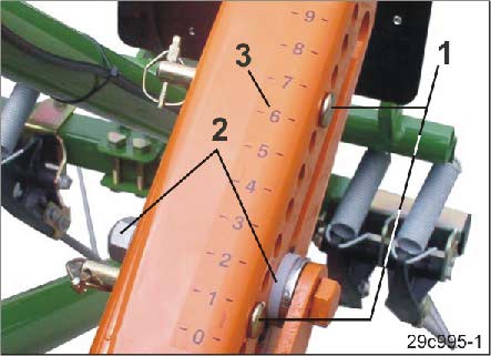 Δομή και λειτουργία Για τον περιορισμό του βάθους εναπόθεσης σπόρων (Εικ. 76/1-4) μπορείτε να ρυθμίσετε τον πλαστικό δίσκο σε τρεις θέσεις ή να αφαιρέσετε τον πλαστικό δίσκο.
