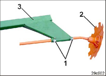 Ρυθμίσεις 10. Ξεβιδώστε το κόντρα παξιμάδι του σφιγκτήρα (Εικ. 128/1). 11. Ρυθμίστε τον σφιγκτήρα έτσι, ώστε ο δίσκος γραμοχαράκτη (Εικ. 127/2) να αγγίξει το έδαφος. 12. Κοντύνετε τον σφιγκτήρα κατά μία περιστροφή, ώστε το βάθος εργασίας του δίσκου γραμμοχαράκτη να περιοριστεί στα 5cm περίπου.
