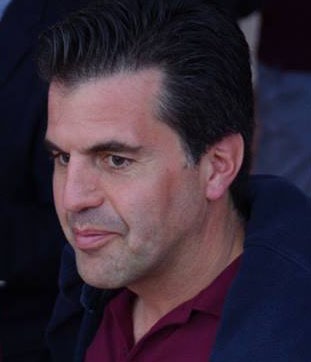Με στόχο το καλύτερο για τον Όμιλό μας Αγαπητά μέλη, Κατ αρχάς σας ευχαριστώ πολύ για την εμπιστοσύνη που δείξατε στο πρόσωπο μου με την ψήφο σας.