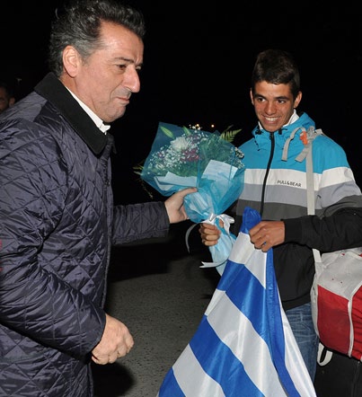 ΟΙ ΑΓΏΝΕΣ ΚΑΙ ΟΙ ΑΘΛΗΤΈΣ ΜΑΣ Στην κορυφή του κόσμου ο Λεωνίδας Τσορτανίδης Παγκόσμιος πρωταθλητής, στο Παγκόσμιο Πρωτάθλημα Techno 293 (προθάλαμος της Ολυμπιακής RS:Χ), στην κατηγορία U15 (κάτω των