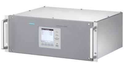 svetlobe je od 190 do 230 nm, meritev fluorescence pa poteka v širokem pasu okrog približno 320 nm.