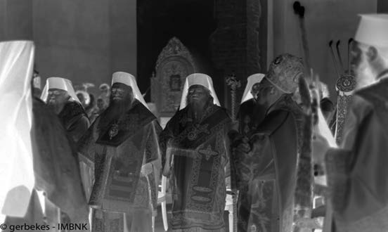 ΕΤΗΣΙΑΙ ΣΥΝ ΡΟΜΑΙ: ΕΣΩΤΕΡΙΚΟΥ: ΕΥΡΩ 50,00. ΚΥΠΡΟΥ: ΕΥΡΩ 90,00. ΕΥ- ΡΩΠΗΣ: ΕΥΡΩ 90,00. ΑΜΕΡΙΚΗΣ ΚΑΙ ΑΛ- ΛΩΝ ΧΩΡΩΝ: ΕΥΡΩ 100,00. ΤΙΜΗ ΦΥΛ- ΛΟΥ ΤΗΣ ΕΦΗΜΕΡΙ ΟΣ: ΕΥΡΩ 1,20 Ι ΡΥΤΗΣ Ἀρχιµ. Χαράλαµπος.