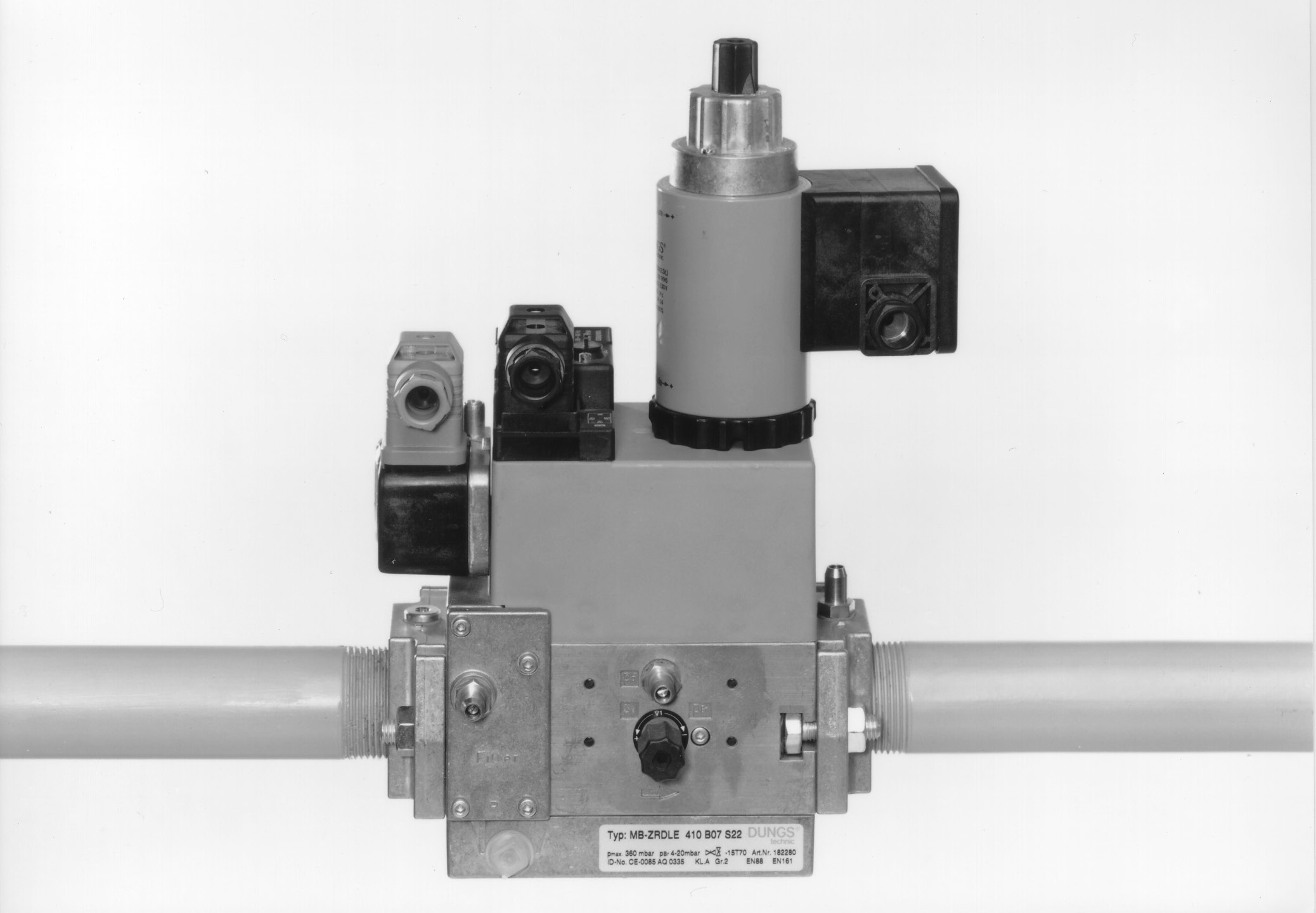 Обзор / Vedere de ansamblu/ Áttekintés / Γενική επισκόπηση Електрическа връзка за вентили (щекер DIN EN 175 01-80).