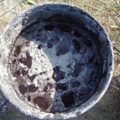 derulat samd. La aceasta operatiune am avut grija sa derulez membrana perfect vertical. 4. Dupa lipire am presat membrana cu mana pentru a sigura o lipire suficient de buna. 5.