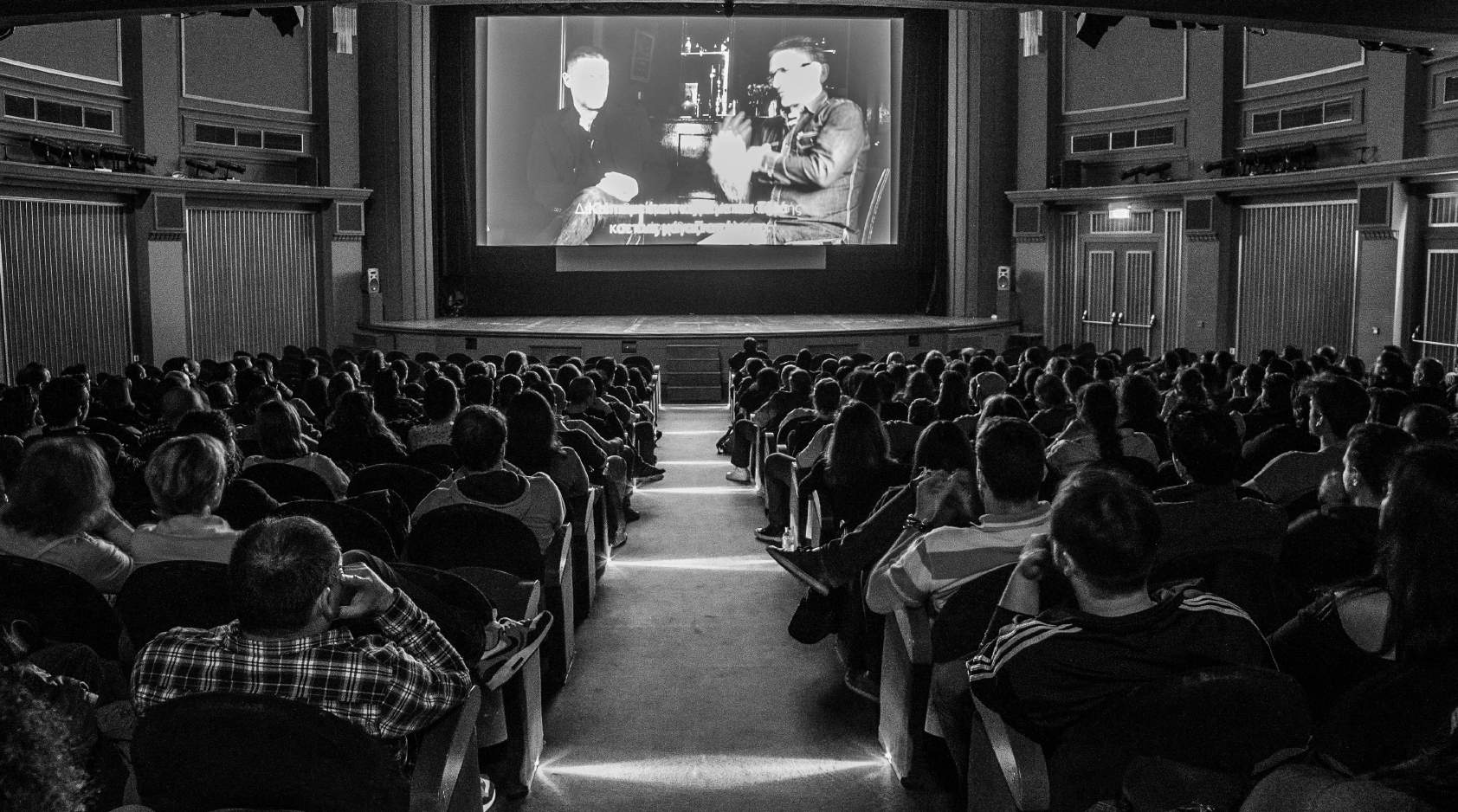 IN-EDIT Festival International Music Documentary Film Festival 9 ΧΩΡΕΣ16 ΠΟΛΕΙΣ ΤΟ ΜΕΓΑΛΥΤΕΡΟ ΦΕΣΤΙΒΑΛ ΜΟΥΣΙΚΟΥ ΝΤΟΚΙΜΑΝΤΕΡ ΣΤΟΝ ΚΟΣΜΟ Το IN-EDIT Festival αποτελεί ένα παγκόσμιο φεστιβάλ που συνδέει