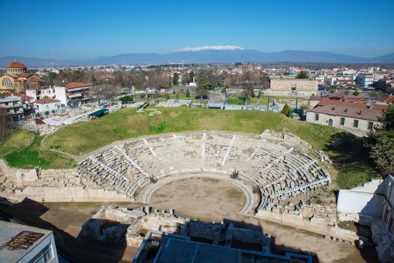 Χρονικές ασυνέχειες Αρχαιολογικοί χώροι σε αστικά περιβάλλοντα Αρχαίο Θέατρο Λάρισας: 25 χρόνια μεγάλων παρεμβάσεων - προοπτικές Δημ.