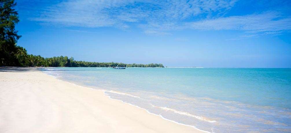 ΚΑΟ ΛΑΚ Baan Krating 01/04-31/10 672 17 36 0 Centara seaview 01/04-31/10 724 26 52 0 Baan Khao Lak S 01/04-31/10 730 27 54 0 Apsara beachfront resort & villas S 01/04-31/10 747 31 61 0 Pullman