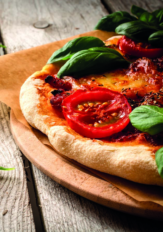Pizza Vera Italiana 40 Φρέσκα τοπικά υλικά και λεπτή τραγανή ζύμη, συνθέτουν το μυστικό της επιτυχίας για μια αυθεντική ιταλική πίτσα.