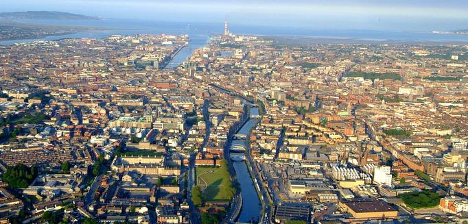 αρχικό ερώτημα Rotterdam Dublin London Λευκωσία Rotterdam: ανάπλαση του αστικού ιστού και καταλληλόλητα χώρου για τοπικούς επενδυτές Dublin: σωστή διοχέτευση οικονομικής ευρωστίας, εντατικοποίηση του