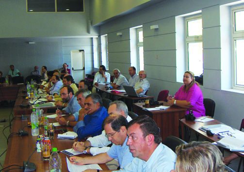 Συναντήσεις εργασίας του Περιφερειάρχη Κλέαρχου Περγαντά με τους δήμους της Στερεάς Ελλάδας σε όλες τις περιφερειακές ενότητες Kύκλο συναντήσεων εργασίας πραγματοποίησε ο Περιφερειάρχης, κ.