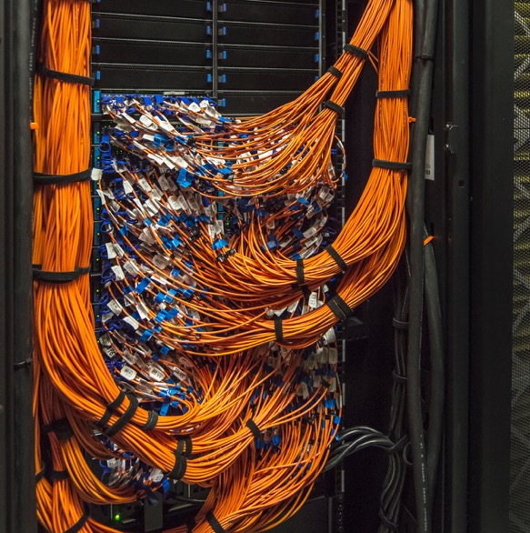 Δίκτυο Εφαρμογών Infiniband FDR-14 56 Gbps 56 Gbpsb/w Mellanox Director Switch SX6536 Υλοποίηση τοπολογίας Fat Tree Full Nonblocking (1:1)