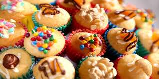 findest Wir backen Muffins für die Party Wir wollen Muffins für die Party backen, das ist nicht (16a). Wir brauchen nur Zucker, Mehl, Eier, (17a) und Smarties. Das (18a) du im Supermarkt.