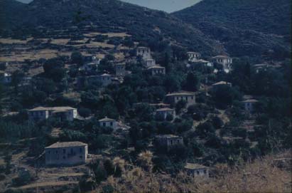 γ. Τα χαρακτηριστικά των κτισμάτων.