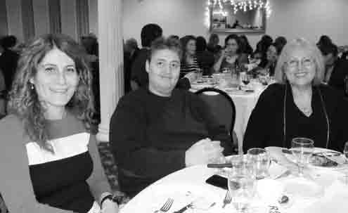 μ., ΣΤΗΝ ΑΙΘΟΥΣΑ «QSSIS BANQUET HALL», 3474 KINGSTON ROAD. ΣΑΣ ΥΠΟΣΧΟΜΑΣΤΕ ΜΙΑ ΘΑΥΜΑΣΙΑ ΒΡΑΔΙΑ ΚΕΦΙΟΥ ΚΑΙ ΔΙΑΣΚΕΔΑΣΗΣ! ΘΑ ΣΑΣ ΔΙΑΣΚΕΔΑΣΕΙ Η DJ ΣΟΥΛΑ.