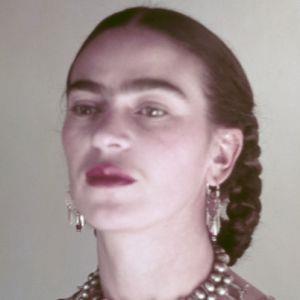 Frida Kahlo 1907-1954 Σπουδαία φιγούρα του 20ού αιώνα.