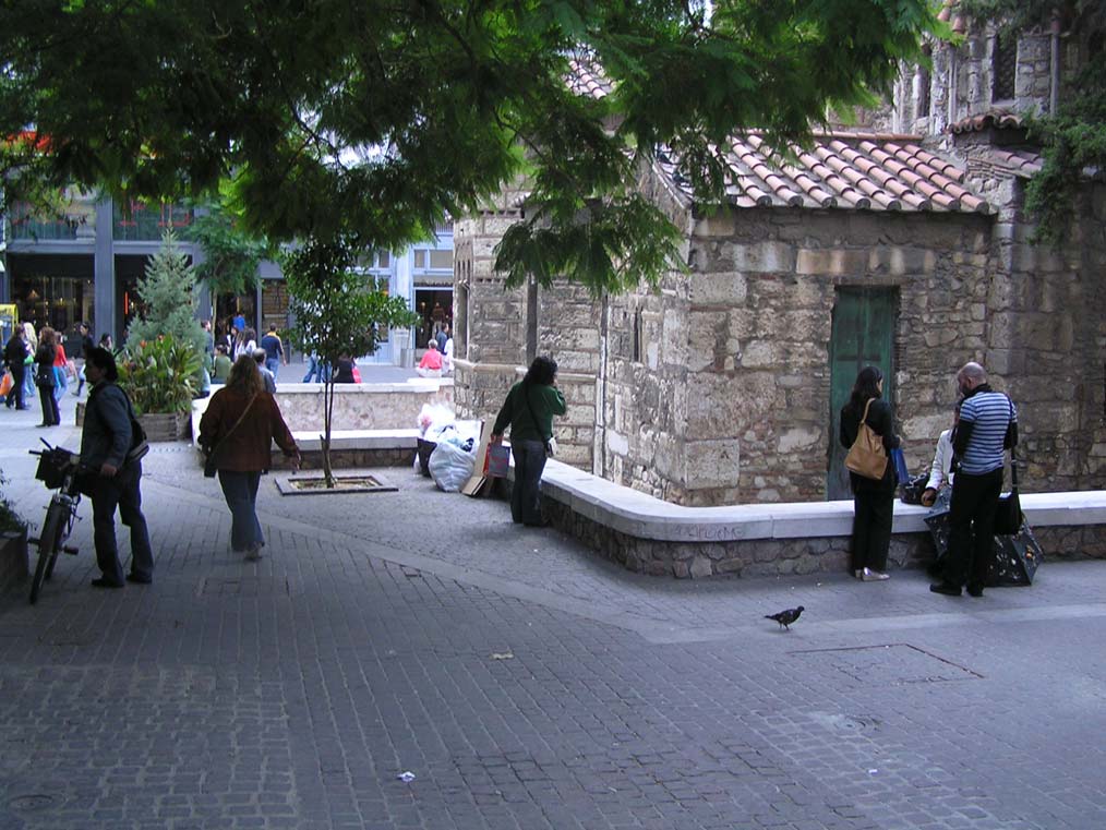 Στην παραπάνω φωτογραφία βλέπουμε μια άποψη του ιερού ναού
