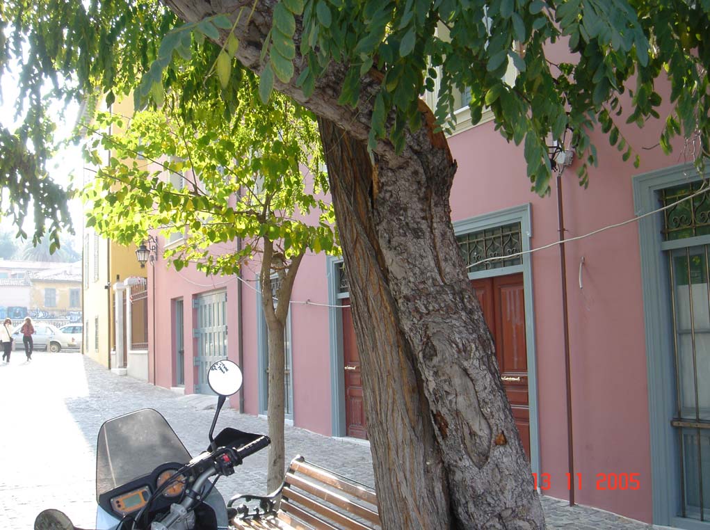 Στην παραπάνω φωτογραφία έχουμε