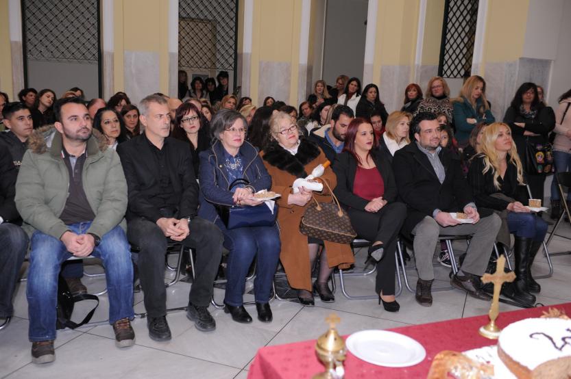 ΚΟΠΗ ΠΡΩΤΟΧΡΟΝΙΑΤΙΚΗΣ ΒΑΣΙΛΟΠΙΤΑΣ-