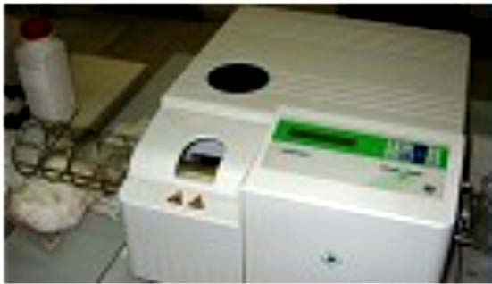 Εικόνα 5.2.2: Συσκευή φασματόμετρου τύπου Perkin Elmer GX-1 FT-IR 5.2.4.