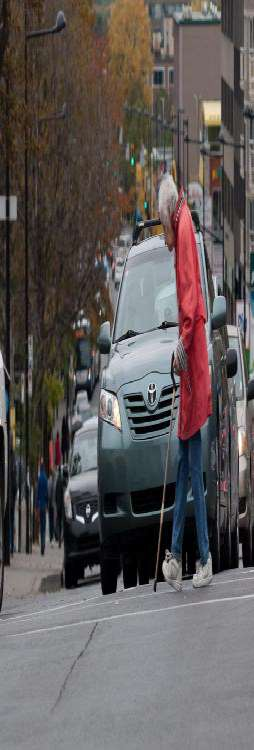 Επιλογή χρόνου διάσχισης και εκτίμηση χρόνου αφίξεως οχήματος Δυσκολία στην επιλογή ασφαλών κενών για διάσχιση και στην υιοθέτηση επαρκών περιθωρίων ασφαλείας στους πιο ηλικιωμένους ενήλικες.