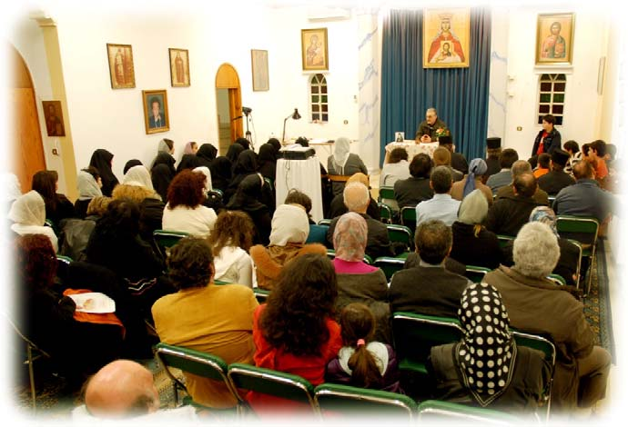 Ἀκολούθησε ἡ σύντομη, ἀλλὰ ἐμπνευσμένη εἰσήγησι τοῦ Σεβαστοῦ Ἁγιογράφου καὶ Διδασκάλου τῆς Ἁγιογραφίας, κ.