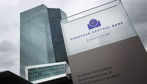 Μεγάλη Βρετανία Η οικονομία της χώρας αναπτύχθηκε 0,6% σε τριμηνιαία και 2,2% σε ετήσια βάση και οριακά λιγότερο του αναμενομένου 2,3%.