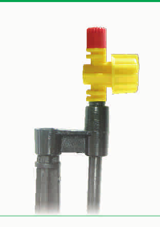 Pal-Jet Sets microsprinkler, spike Φ8, PV microtube Φ7 x 1m with s, adaptor 6mm Παλ-Τζέτ Κομπλέ μικροεκτοξευτήρας με λόγχη Φ8, σωληνάκι PV Φ7 x 1m με δύο ακροφύσια, υποδοχή 6mm 331-332 Pal Rotating